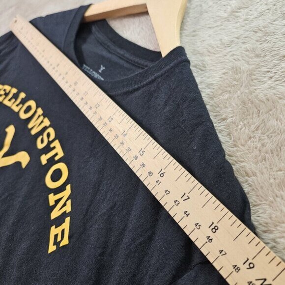 Yellowstone Dutton Ranch T-Shirt Spellout Logo Tee Cowboy (Measurement Photos) - Picture 6 of 10